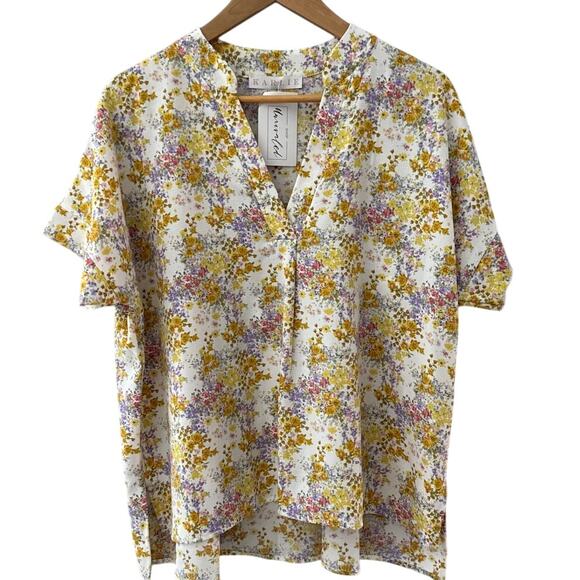Karlie Floral V Neck Pleated Flowing Top Yellow Size Large - Picture 4 of 13